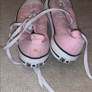 target converse one star